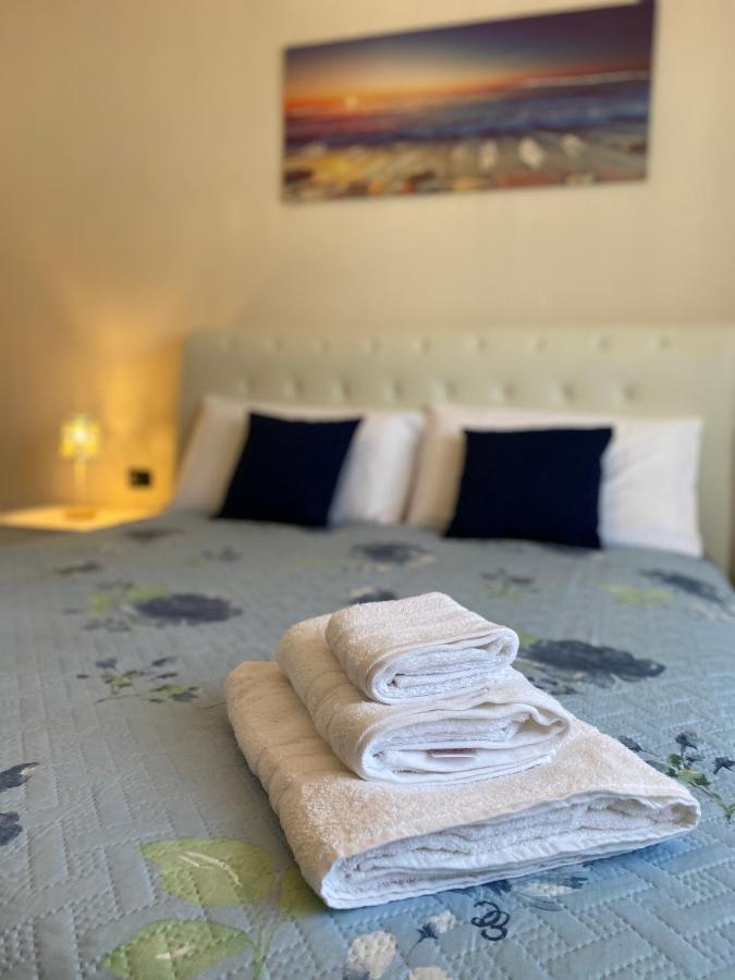 B&B Come A Casa Citta Sant'Angelo Luaran gambar
