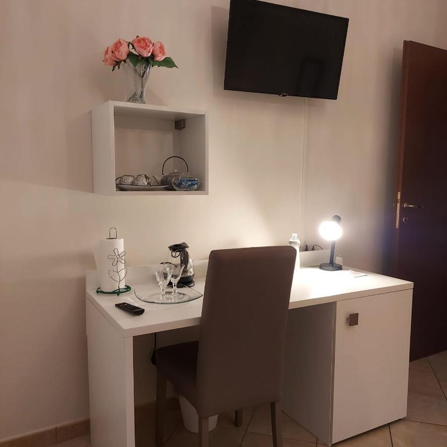 B&B Come A Casa Citta Sant'Angelo Luaran gambar