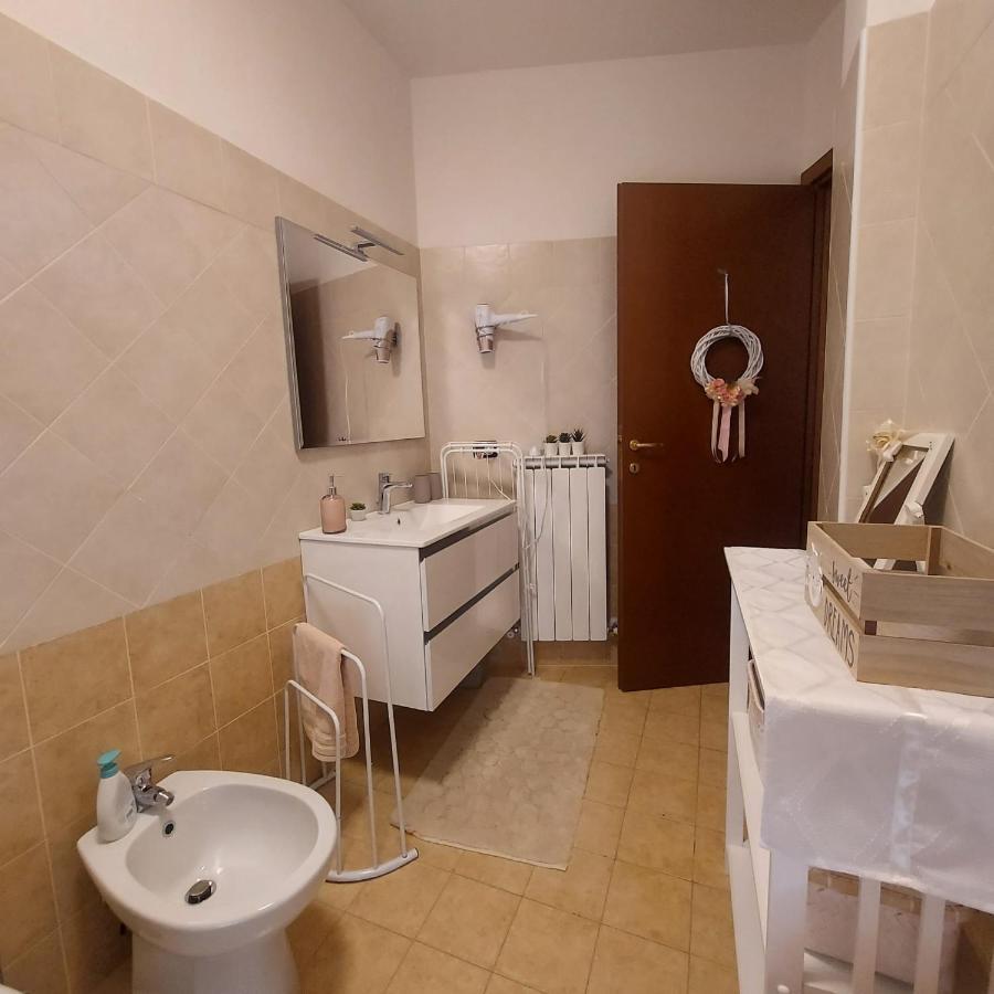 B&B Come A Casa Citta Sant'Angelo Luaran gambar