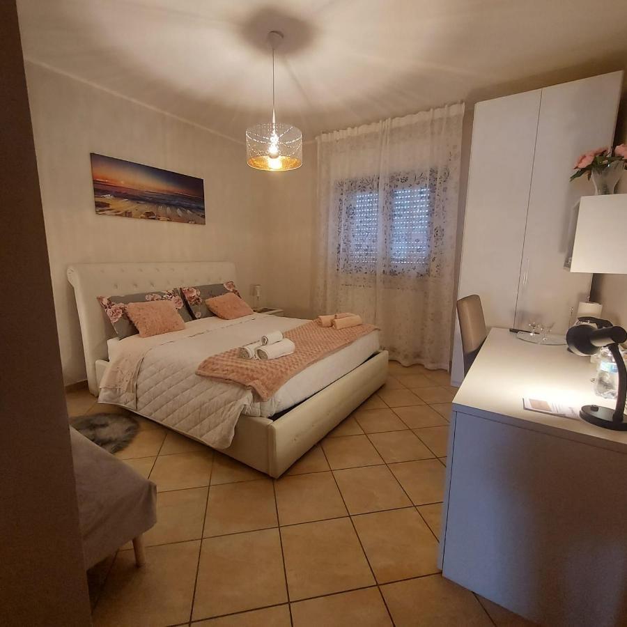 B&B Come A Casa Citta Sant'Angelo Luaran gambar